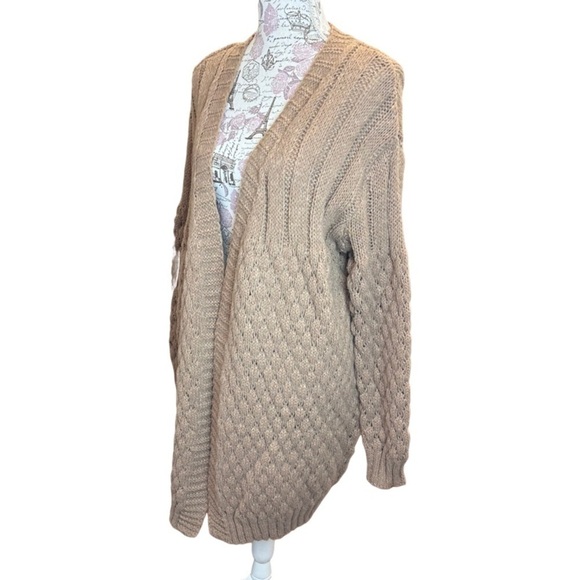 NWT Timing Open Front Soft Oversized Chunky Knit Tan Cardigan, size Large - Picture 4 of 8